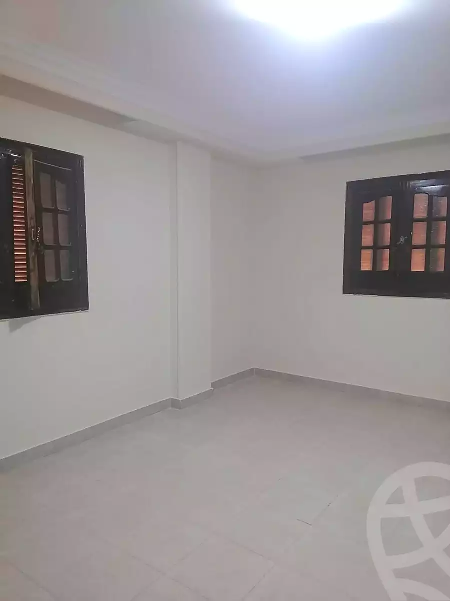 https://aqarmap.com.eg/ar/listing/6750141-for-sale-cairo-6th-of-october-el-ahyaa-neighborhood-4th-school-st