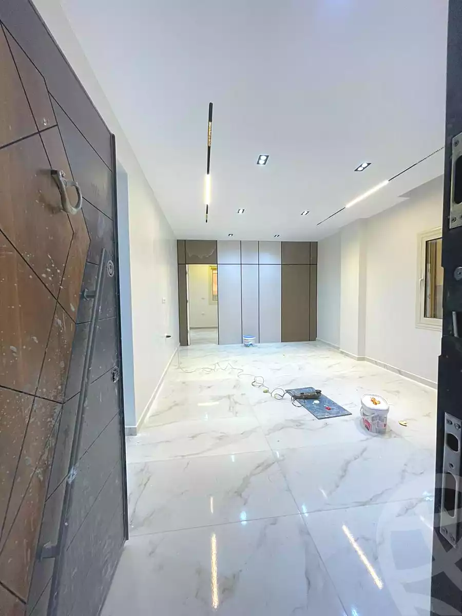 https://aqarmap.com.eg/ar/listing/6750136-for-sale-cairo-6th-of-october-el-ahyaa-neighborhood-3rd