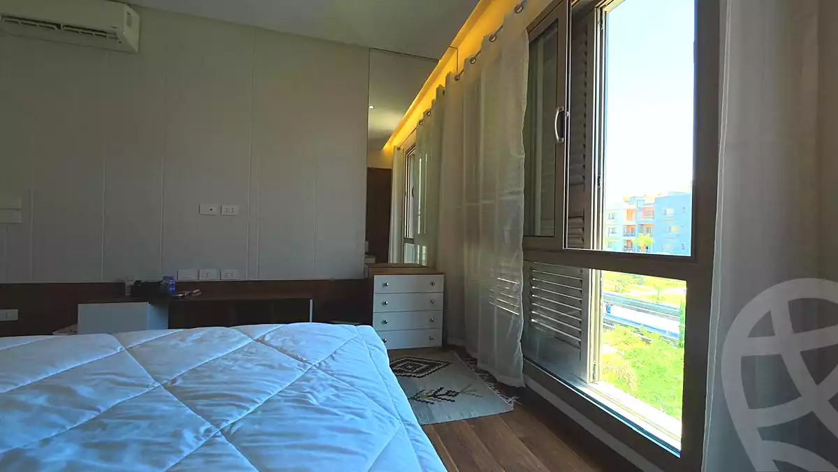 https://aqarmap.com.eg/ar/listing/6750415-for-rent-cairo-6th-of-october-compounds-ywn-kwrt-yrd-mrkz