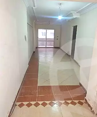 https://aqarmap.com.eg/ar/listing/6750568-for-rent-alexandria-bolekly-wnjdt