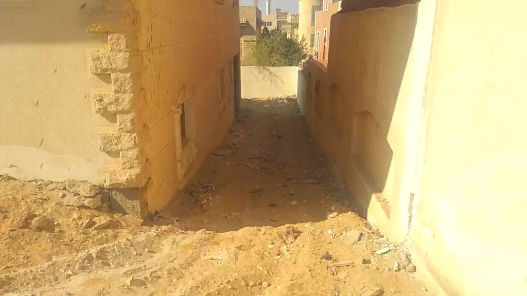 https://aqarmap.com.eg/ar/listing/6751903-for-sale-cairo-el-sheikh-zayed-city-compounds-el-yasmeen-compound