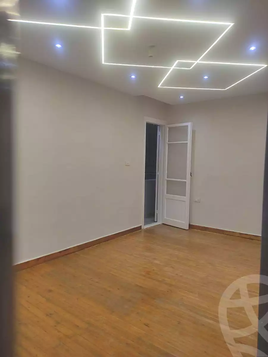 https://aqarmap.com.eg/ar/listing/6752360-for-sale-alexandria-camp-cesar