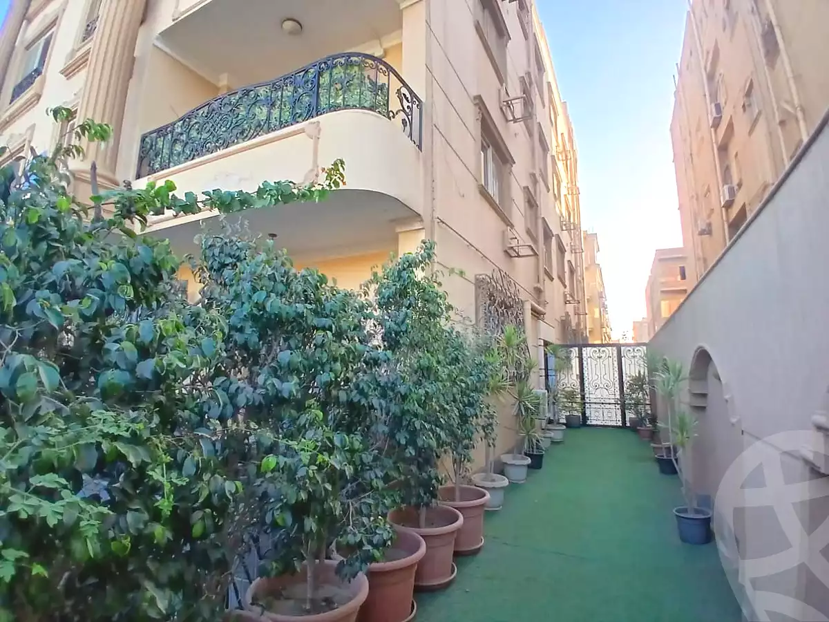 https://aqarmap.com.eg/ar/listing/6753171-for-sale-cairo-6th-of-october-el-hay-el-motamyz-fourth-touristic-village-amin-el-refae-st