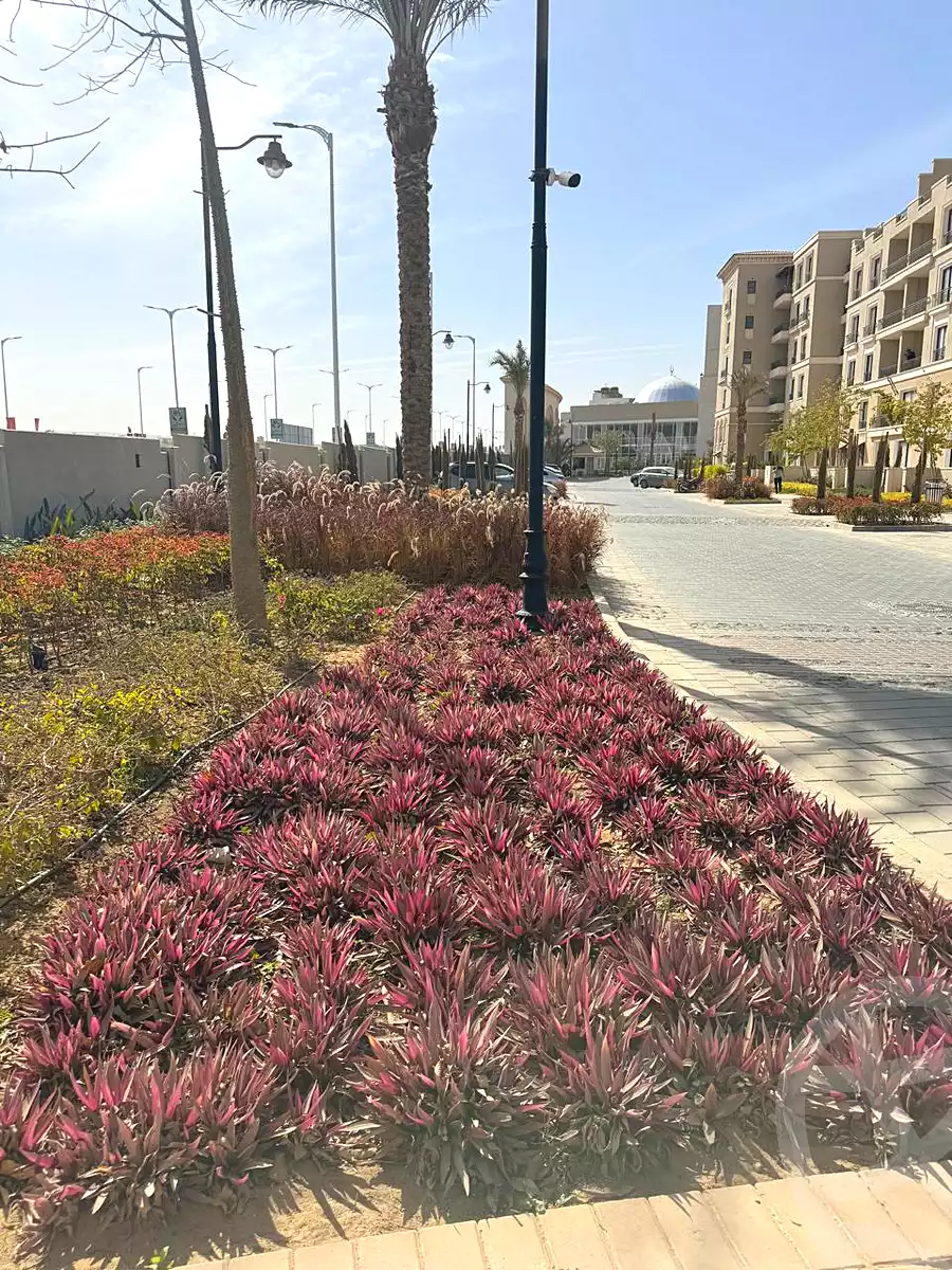 https://aqarmap.com.eg/ar/listing/6753386-for-rent-cairo-el-sheikh-zayed-city-compounds-kmbwnd-fyldj-wyst-dr-llttwyr