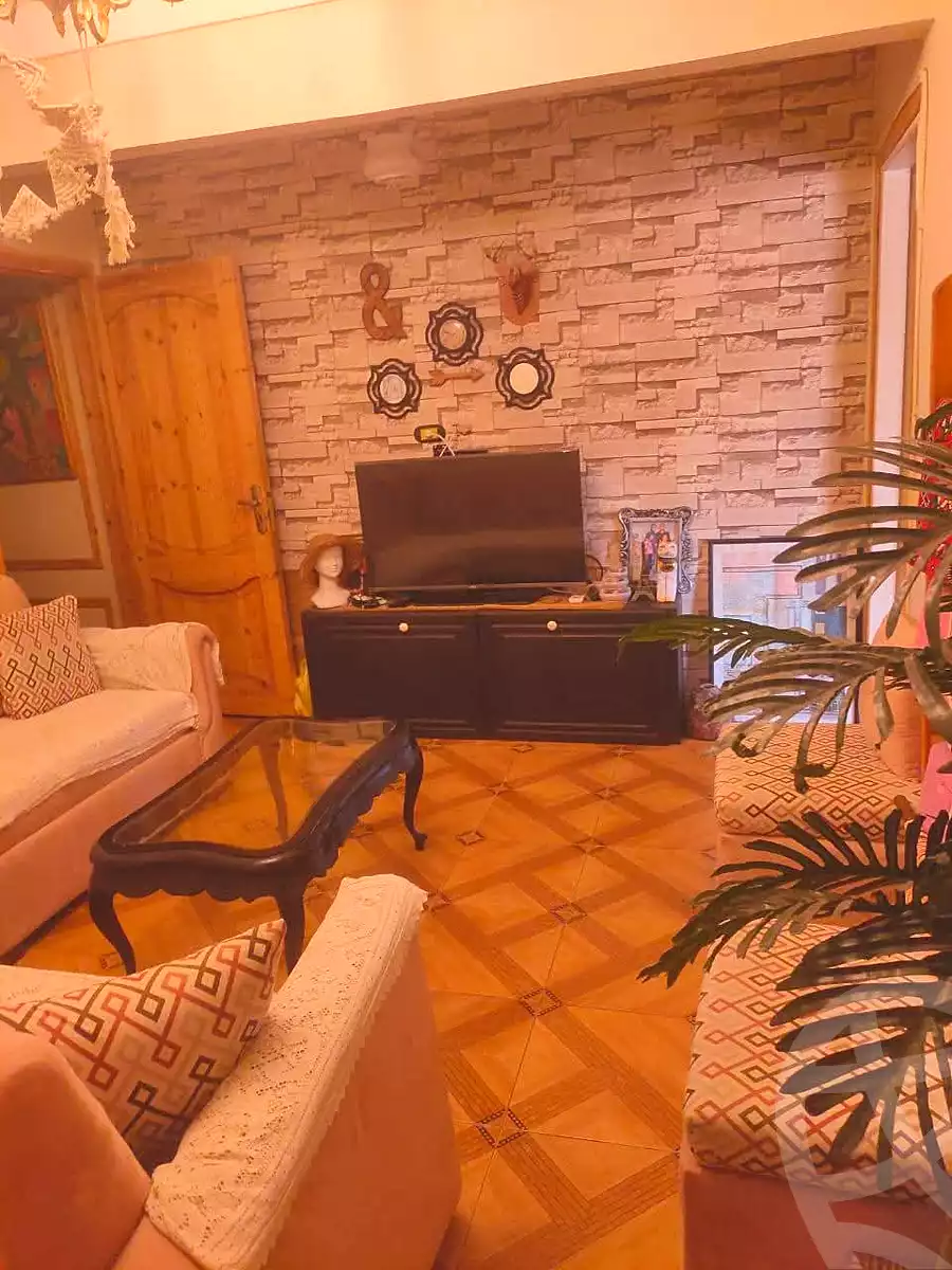 https://aqarmap.com.eg/en/listing/6755177-for-sale-alexandria-miami-shr-jml-bd-lnsr