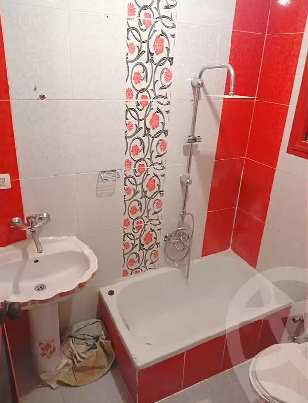 https://aqarmap.com.eg/ar/listing/6755497-for-sale-alexandria-sydy-bshr-sydy-bshr-bhry-gamal-abd-el-nasir-st