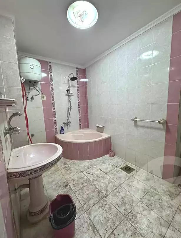 https://aqarmap.com.eg/en/listing/6756107-for-sale-alexandria-lsywf-shamaa
