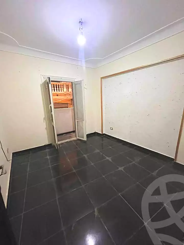 https://aqarmap.com.eg/en/listing/6757731-for-sale-alexandria-l-jmy-lbytsh-ibrahim-othman-st