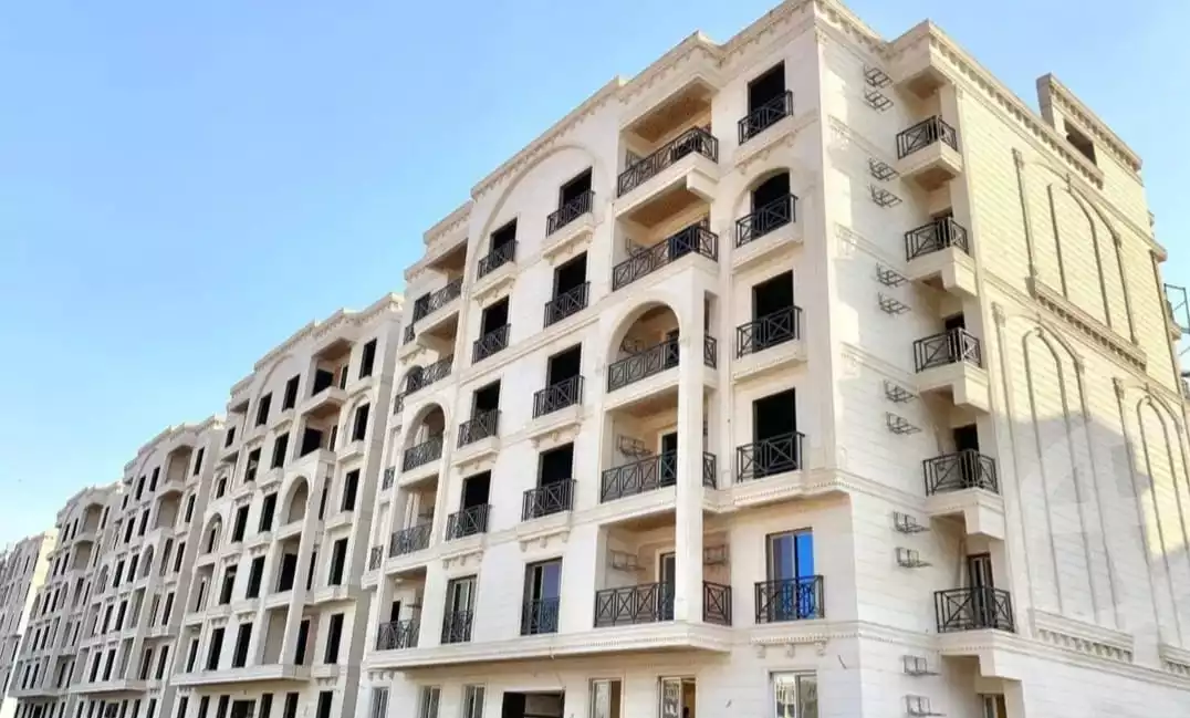 https://aqarmap.com.eg/en/listing/6757506-for-sale-cairo-6th-of-october-hadaeq-october-kmbwnd-fy-hdyq-ktwbr-green-city-compound-qebaa