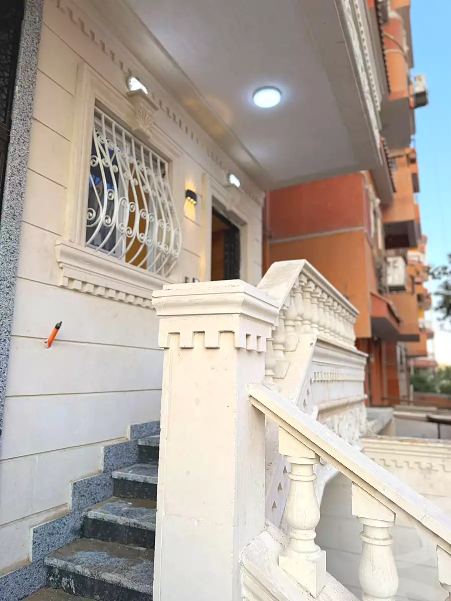 https://aqarmap.com.eg/ar/listing/6758899-for-sale-cairo-6th-of-october-mntq-fr-y-b-6-ktwbr