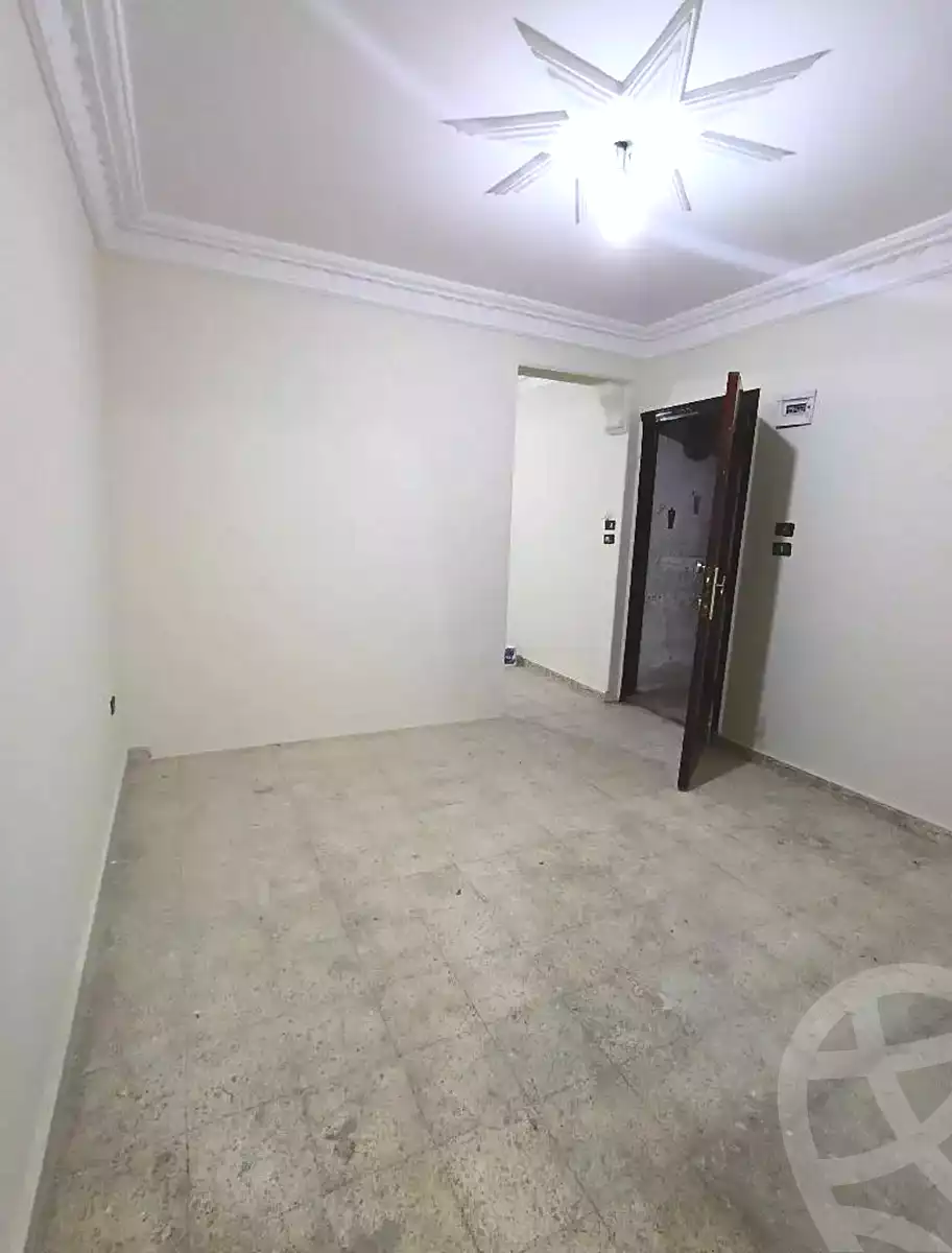https://aqarmap.com.eg/ar/listing/6759378-for-sale-alexandria-lsywf-el-falki
