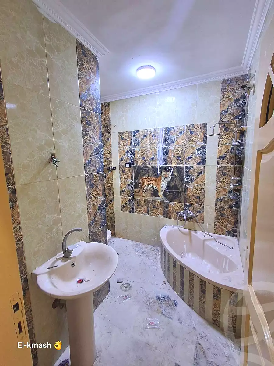 https://aqarmap.com.eg/en/listing/6759433-for-sale-alexandria-bahray-el-anfoshy-sidi-abou-warda-st