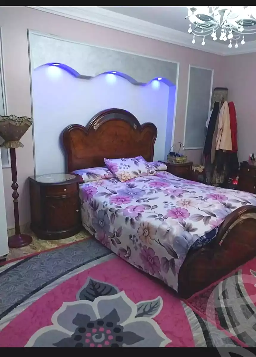 https://aqarmap.com.eg/ar/listing/6760671-for-sale-alexandria-sydy-bshr-sydy-bshr-bhry-mohamed-el-srafi-st.