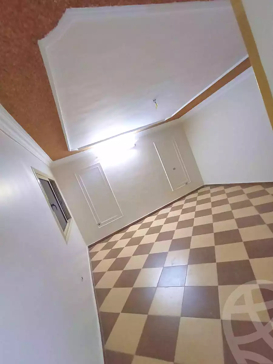 https://aqarmap.com.eg/ar/listing/6760891-for-sale-cairo-helwan-helwan-el-sharkeya-khesro-basha-st