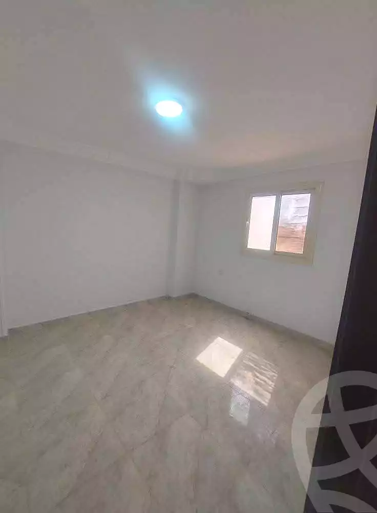 https://aqarmap.com.eg/ar/listing/6760956-for-sale-cairo-helwan-sherif-st