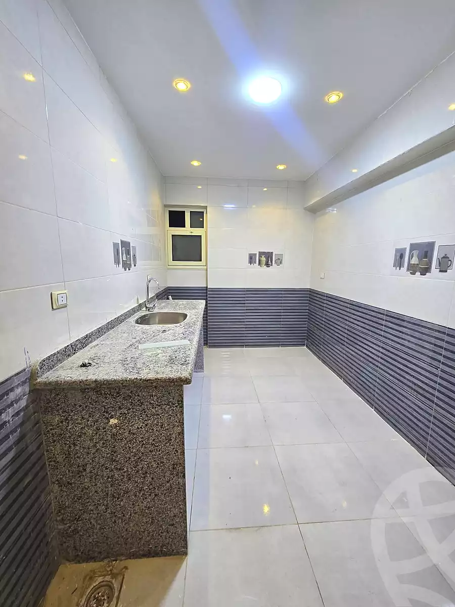 https://aqarmap.com.eg/ar/listing/6761173-for-sale-alexandria-el-mandara-shr-jml-bd-lnsr