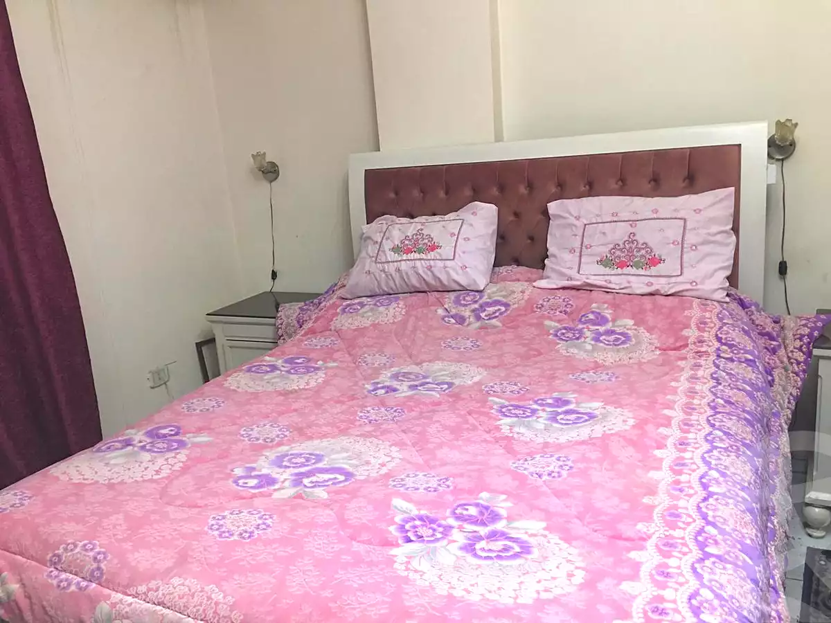 https://aqarmap.com.eg/ar/listing/6761290-for-rent-cairo-6th-of-october-el-hay-el-motamyz-first-touristic-village