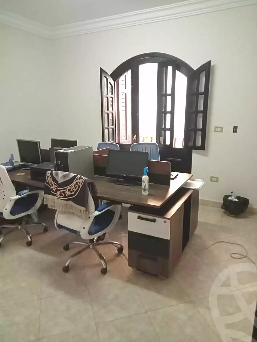 https://aqarmap.com.eg/ar/listing/6761895-for-sale-cairo-new-cairo-ganob-el-akadamiya-south-academy-z