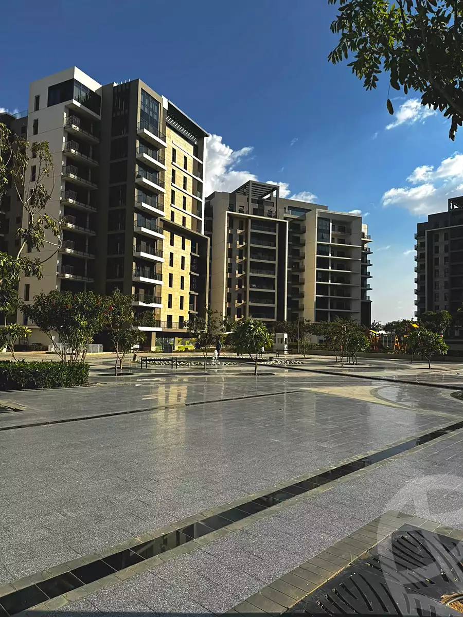 https://aqarmap.com.eg/ar/listing/6762234-for-sale-cairo-el-sheikh-zayed-city-compounds-zyd-wr-llttwyr-z-tower
