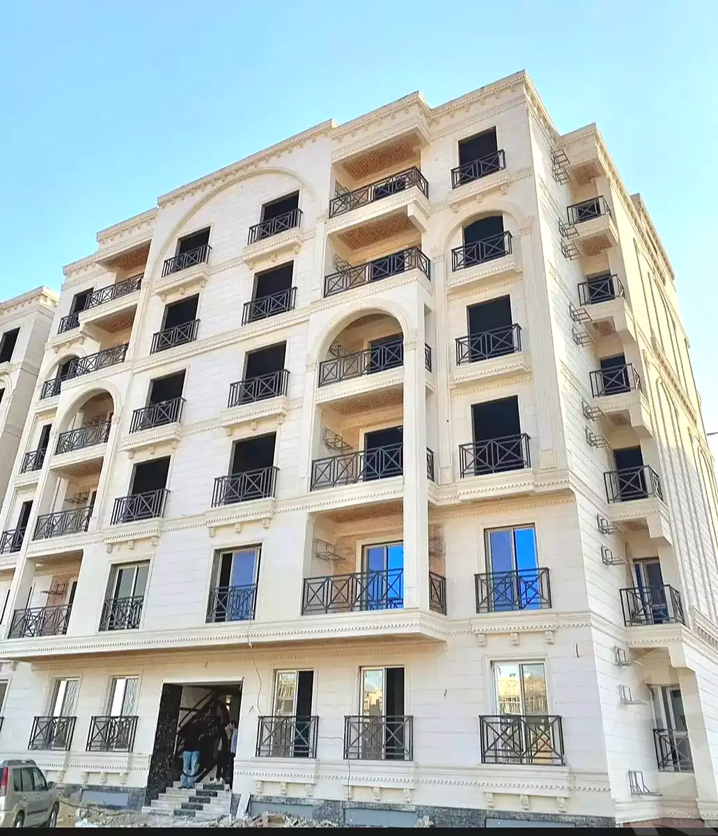 https://aqarmap.com.eg/ar/listing/6762267-for-sale-cairo-6th-of-october-hadaeq-october-kmbwnd-fy-hdyq-ktwbr-green-city-compound-qebaa
