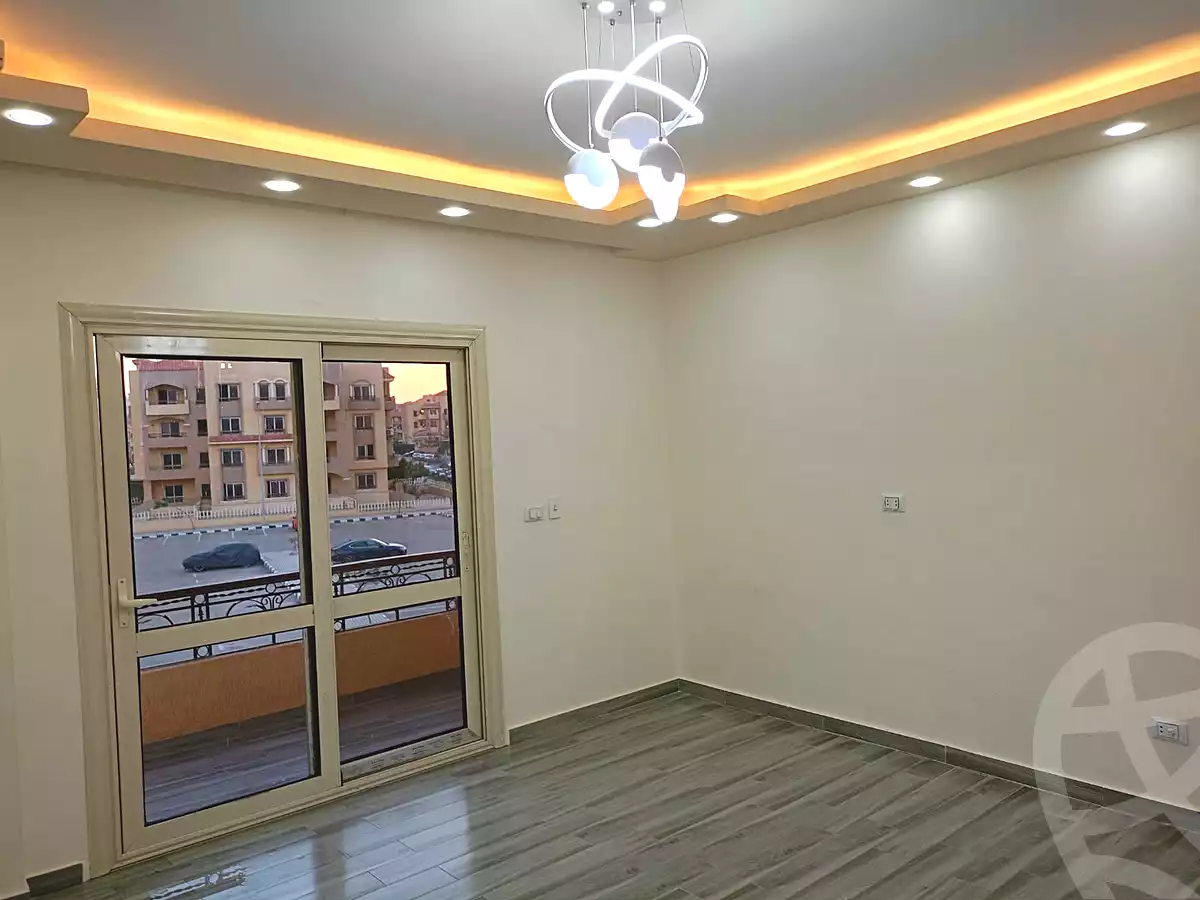 https://aqarmap.com.eg/ar/listing/6762283-for-rent-cairo-el-sheikh-zayed-city-compounds-el-khamayel