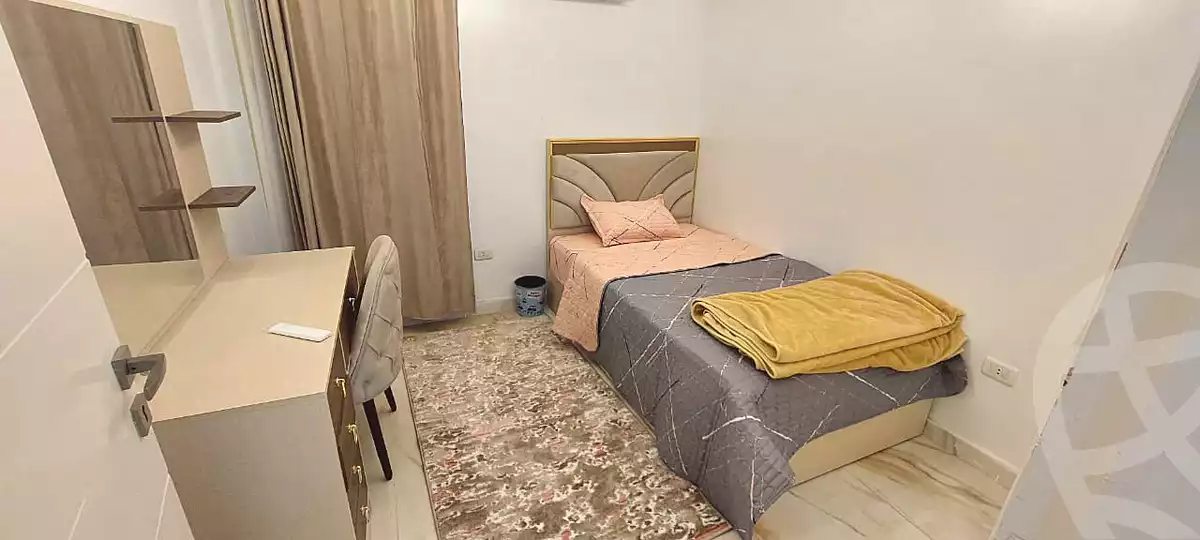 https://aqarmap.com.eg/ar/listing/6762368-for-rent-cairo-el-sheikh-zayed-city-el-hay-elthamen-lml