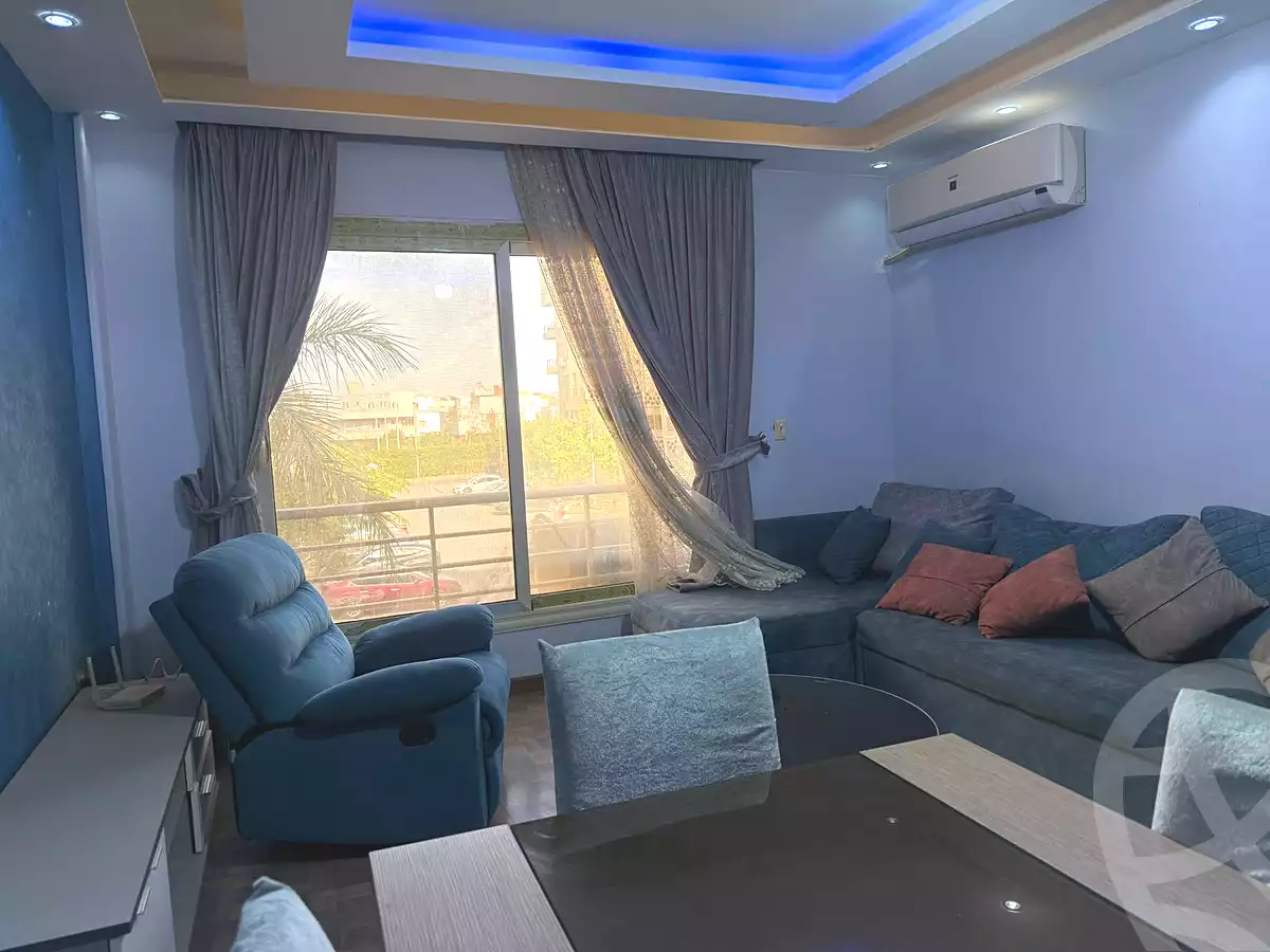 https://aqarmap.com.eg/en/listing/6763894-for-sale-cairo-el-sheikh-zayed-city-compounds-jn-1