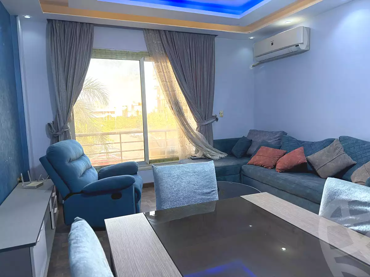 https://aqarmap.com.eg/en/listing/6763894-for-sale-cairo-el-sheikh-zayed-city-compounds-jn-1