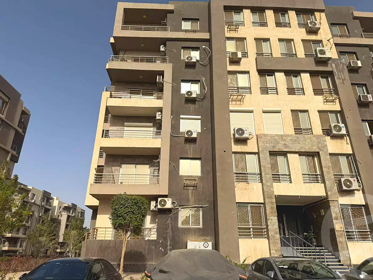 https://aqarmap.com.eg/en/listing/6763894-for-sale-cairo-el-sheikh-zayed-city-compounds-jn-1