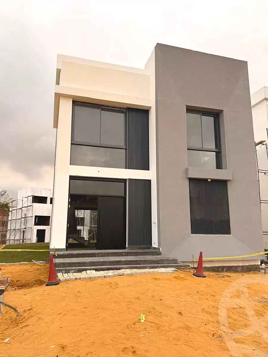 https://aqarmap.com.eg/ar/listing/6764061-for-sale-cairo-new-cairo-compounds-eastshire-alqamzi