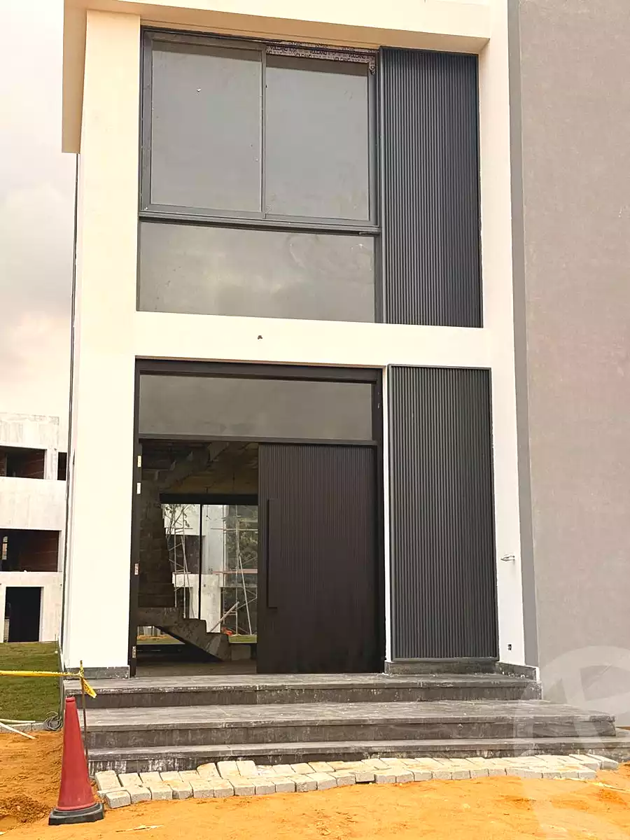 https://aqarmap.com.eg/ar/listing/6764077-for-sale-cairo-new-cairo-compounds-eastshire-alqamzi