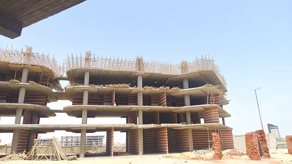 https://aqarmap.com.eg/ar/listing/6764400-for-sale-cairo-6th-of-october-compounds-val-plaza-mall-jawad
