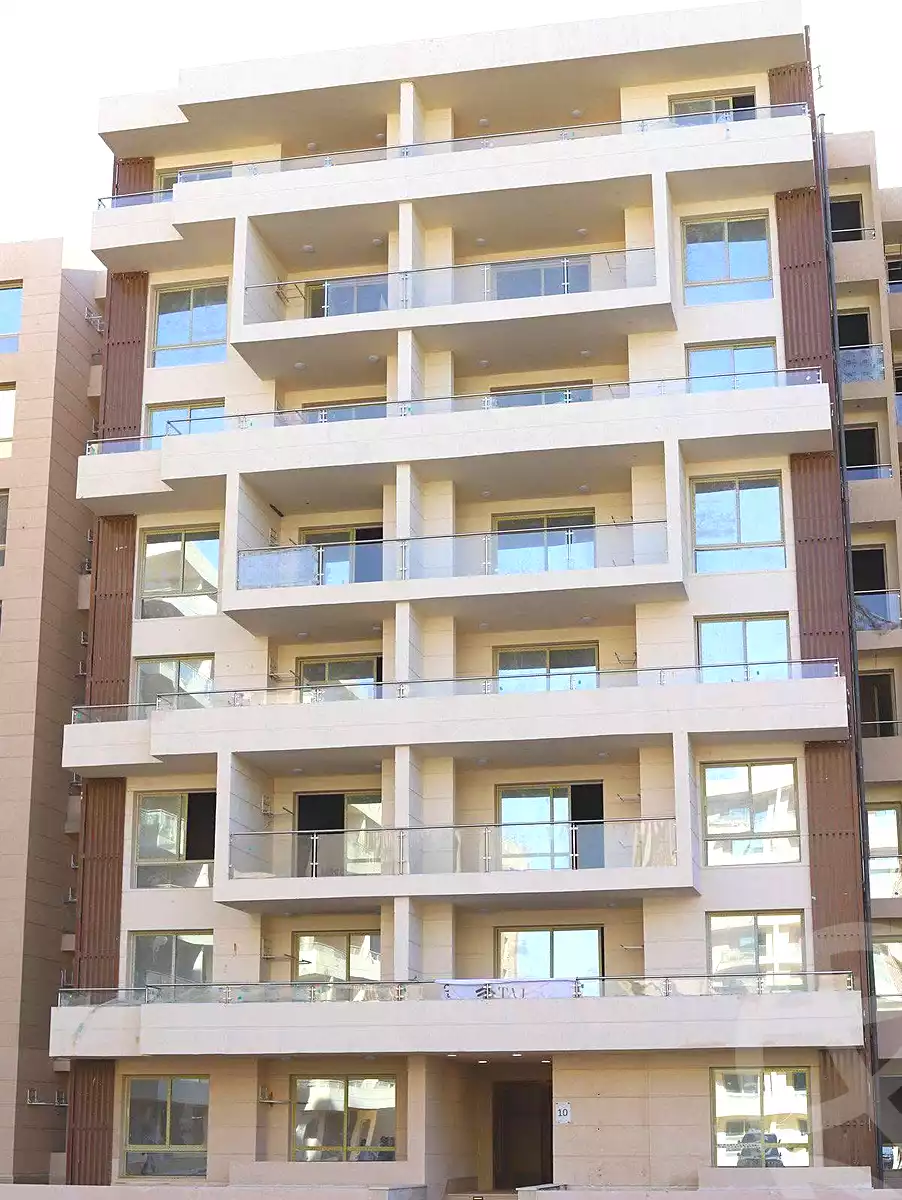 https://aqarmap.com.eg/ar/listing/6764284-for-sale-cairo-new-administrative-capital-r8-de-joya-4-compound-taj-misr
