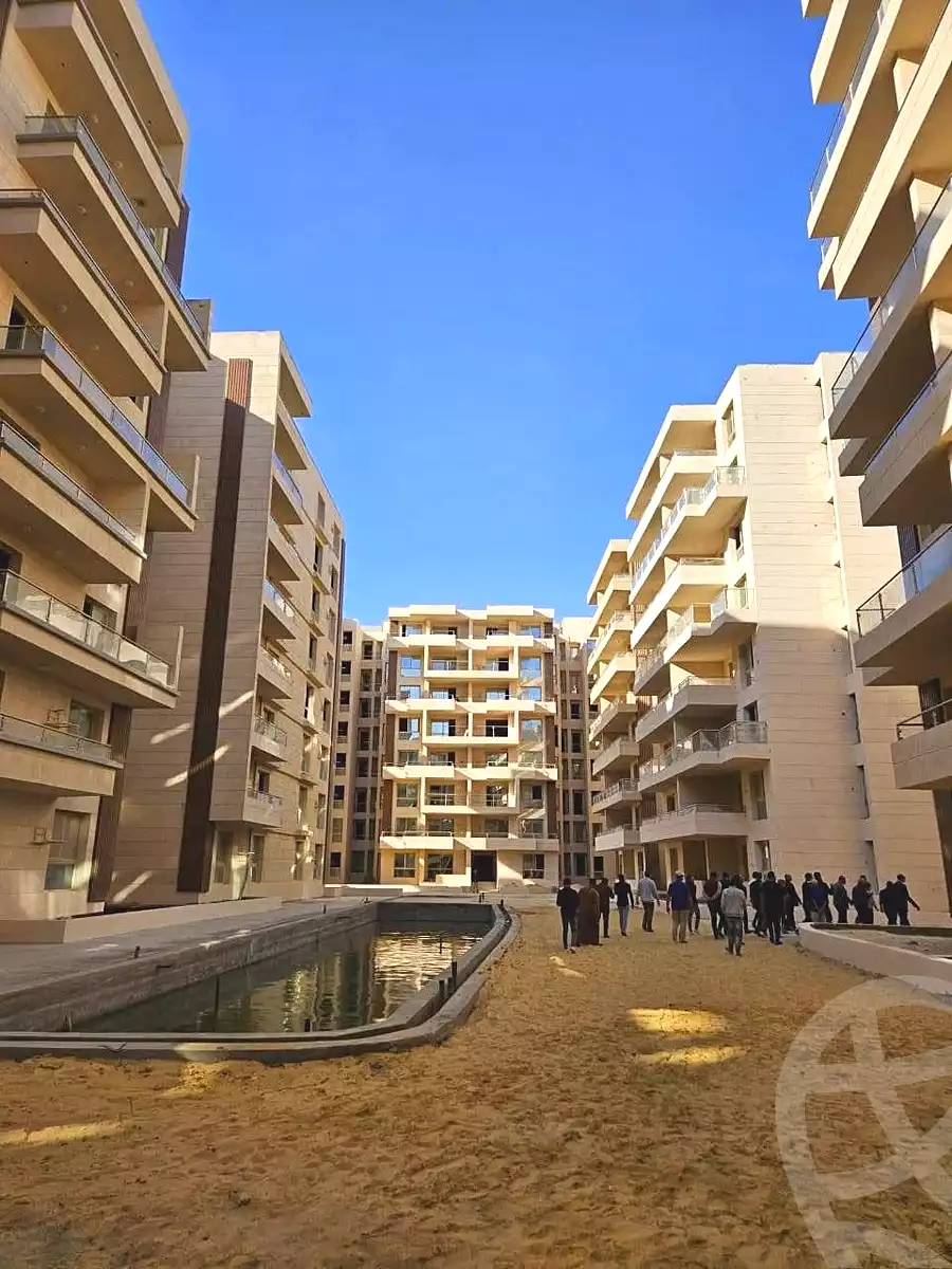 https://aqarmap.com.eg/ar/listing/6764284-for-sale-cairo-new-administrative-capital-r8-de-joya-4-compound-taj-misr