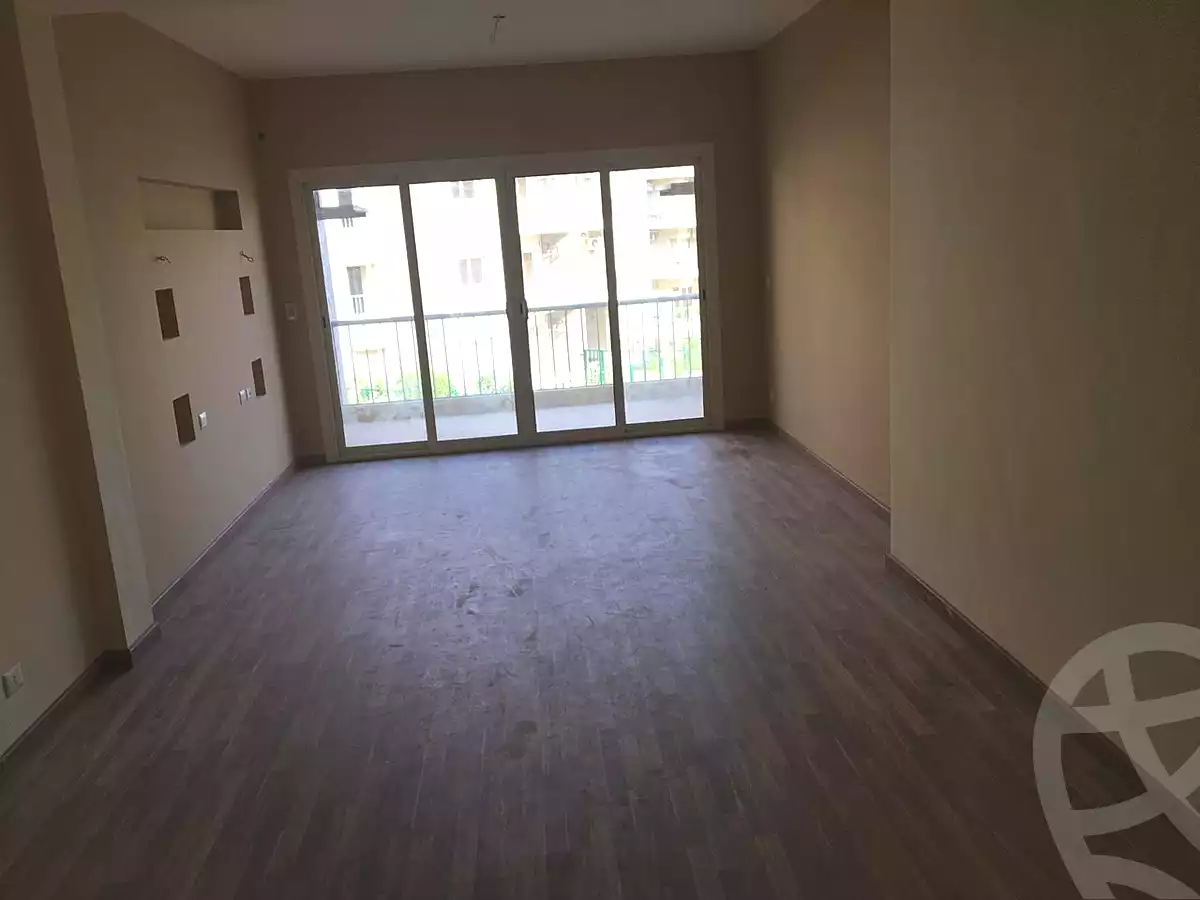 https://aqarmap.com.eg/ar/listing/6764649-for-sale-cairo-el-sheikh-zayed-city-compounds-dh-drys