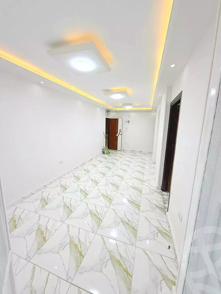 https://aqarmap.com.eg/en/listing/6765180-for-sale-alexandria-lsywf-el-falki