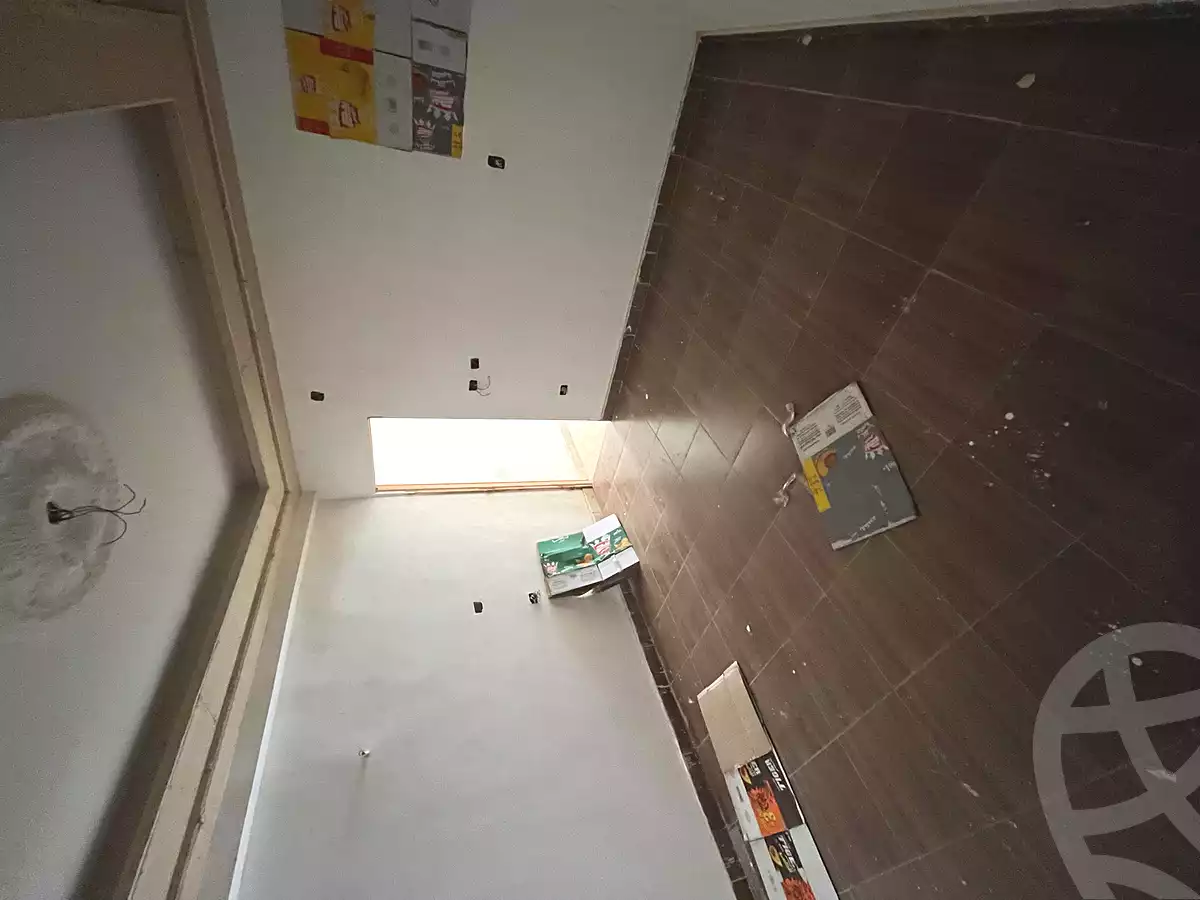 https://aqarmap.com.eg/ar/listing/6765693-for-sale-qalyubia-shubra-el-khaima-byjm-el-salam-st