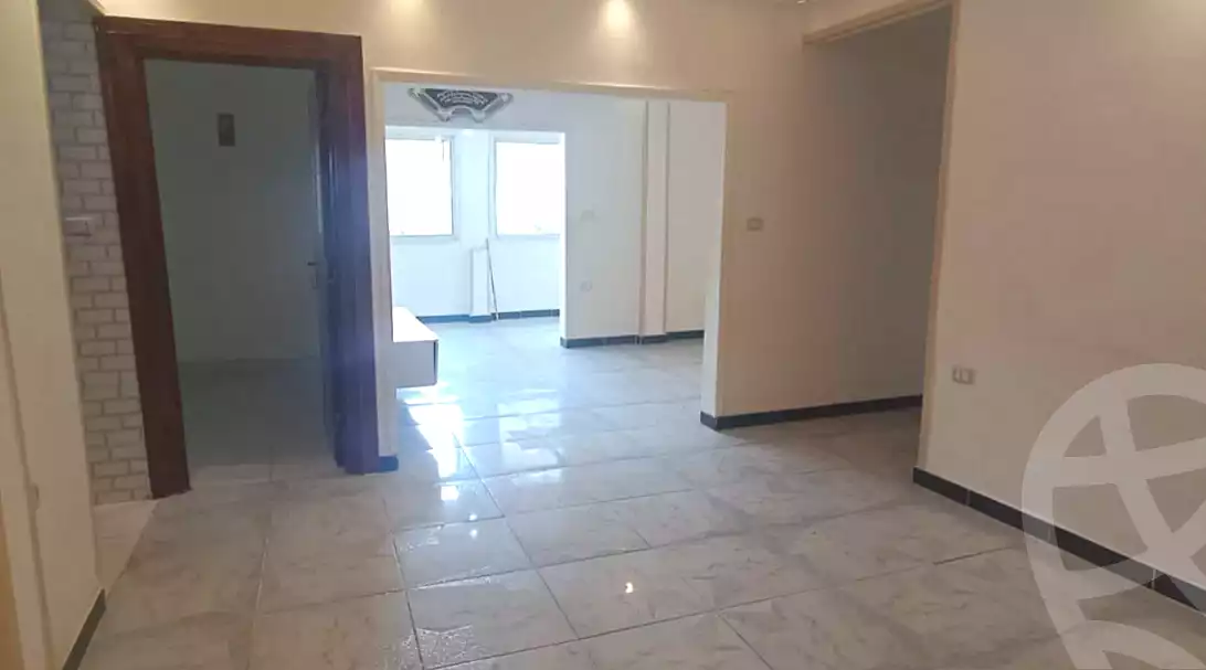https://aqarmap.com.eg/en/listing/6765773-for-rent-alexandria-sporting-shr-bwr-s-yd