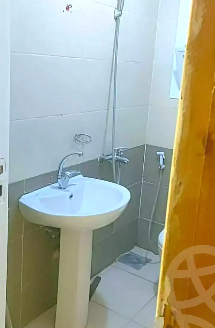 https://aqarmap.com.eg/ar/listing/6766121-for-rent-cairo-el-zaytun-lzytwn-lshrqy-el-aziz-bellah