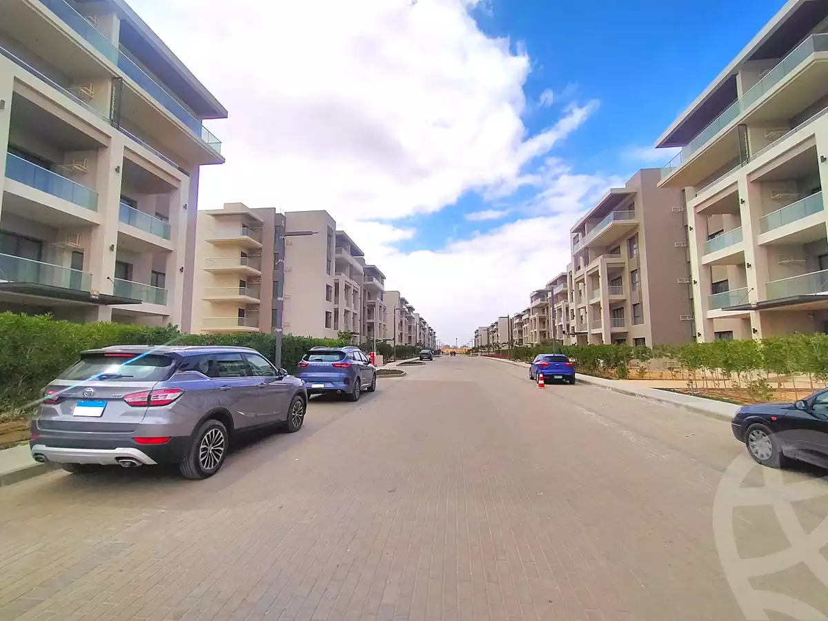 https://aqarmap.com.eg/en/listing/6766342-for-sale-cairo-new-cairo-compounds-the-address-east