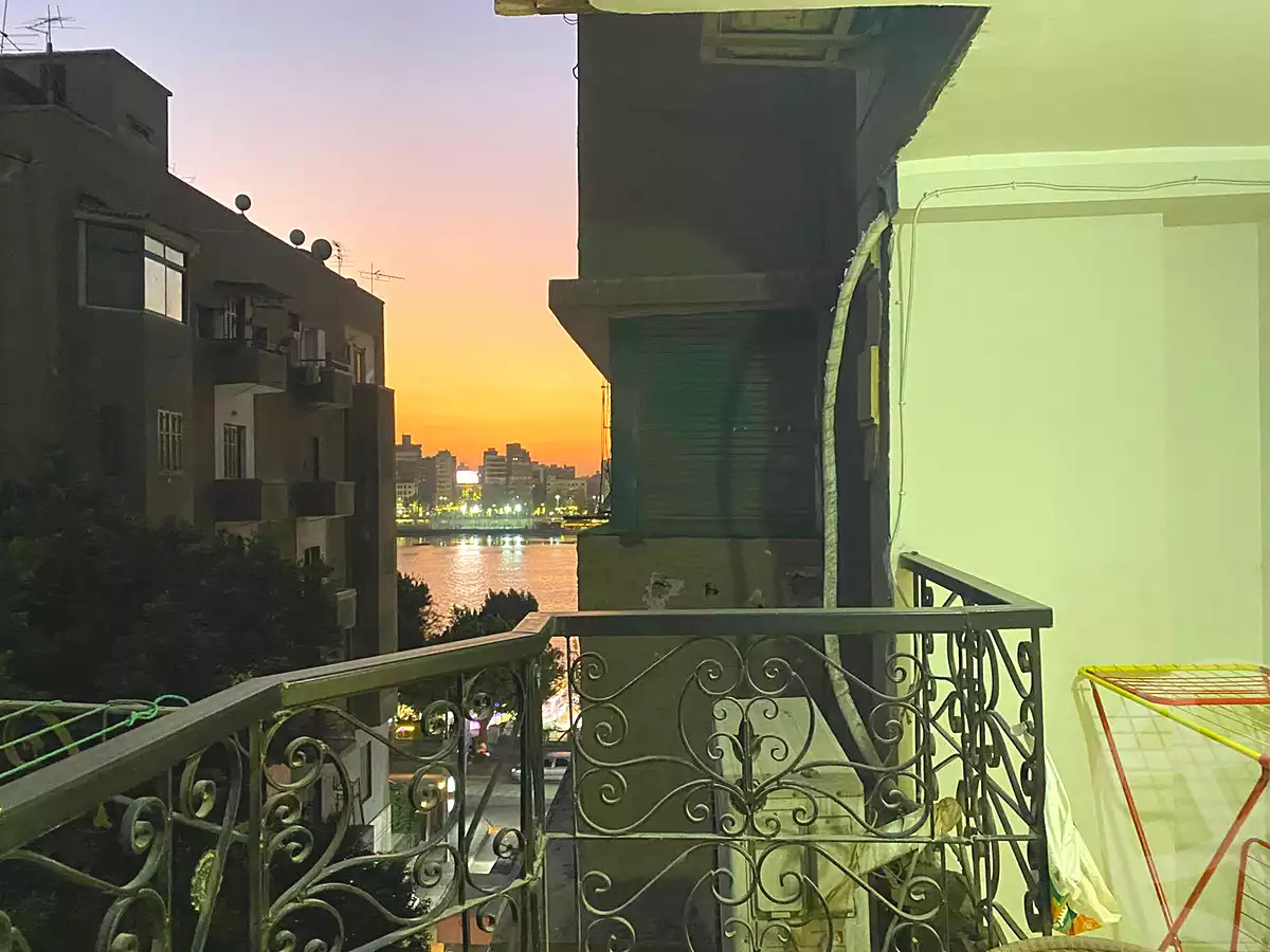 https://aqarmap.com.eg/ar/listing/6766393-for-rent-cairo-manial-el-rawda-st