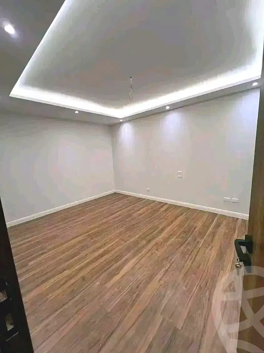 https://aqarmap.com.eg/ar/listing/6766463-for-sale-cairo-new-cairo-compounds-sarai-elan-sarai-compound
