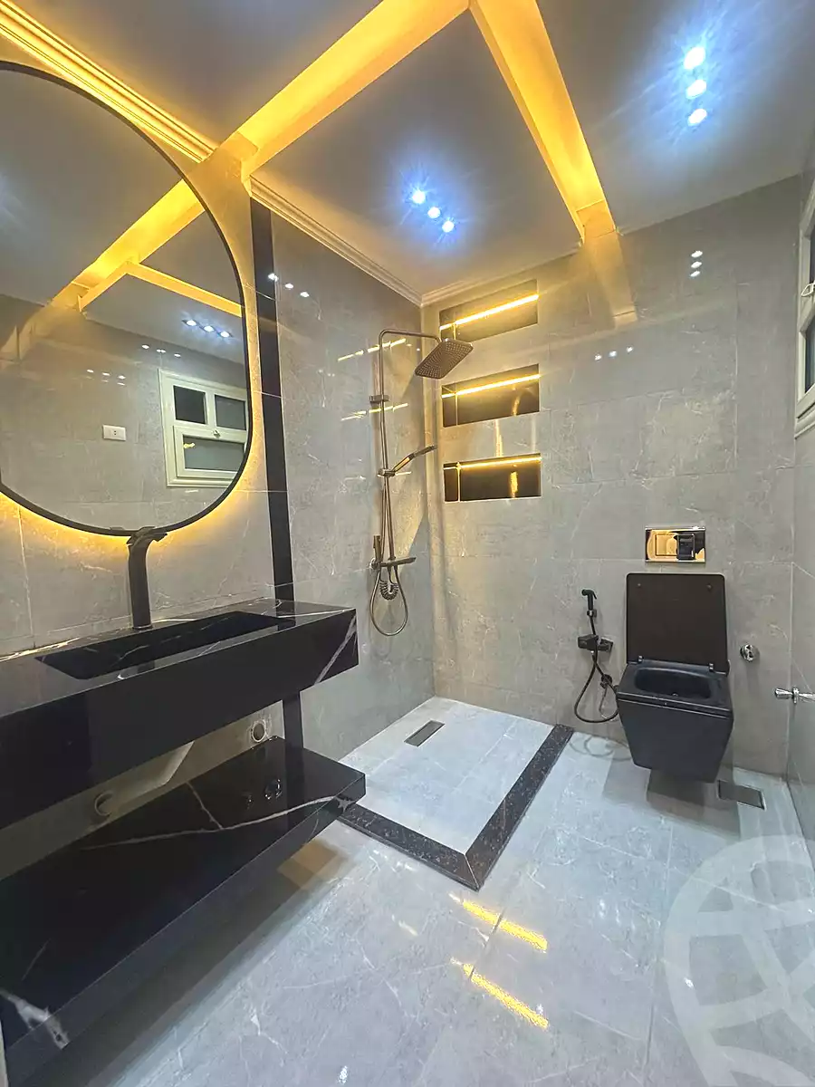 https://aqarmap.com.eg/ar/listing/6766577-for-sale-cairo-6th-of-october-el-ahyaa-neighborhood-4th-neighbourhood-2