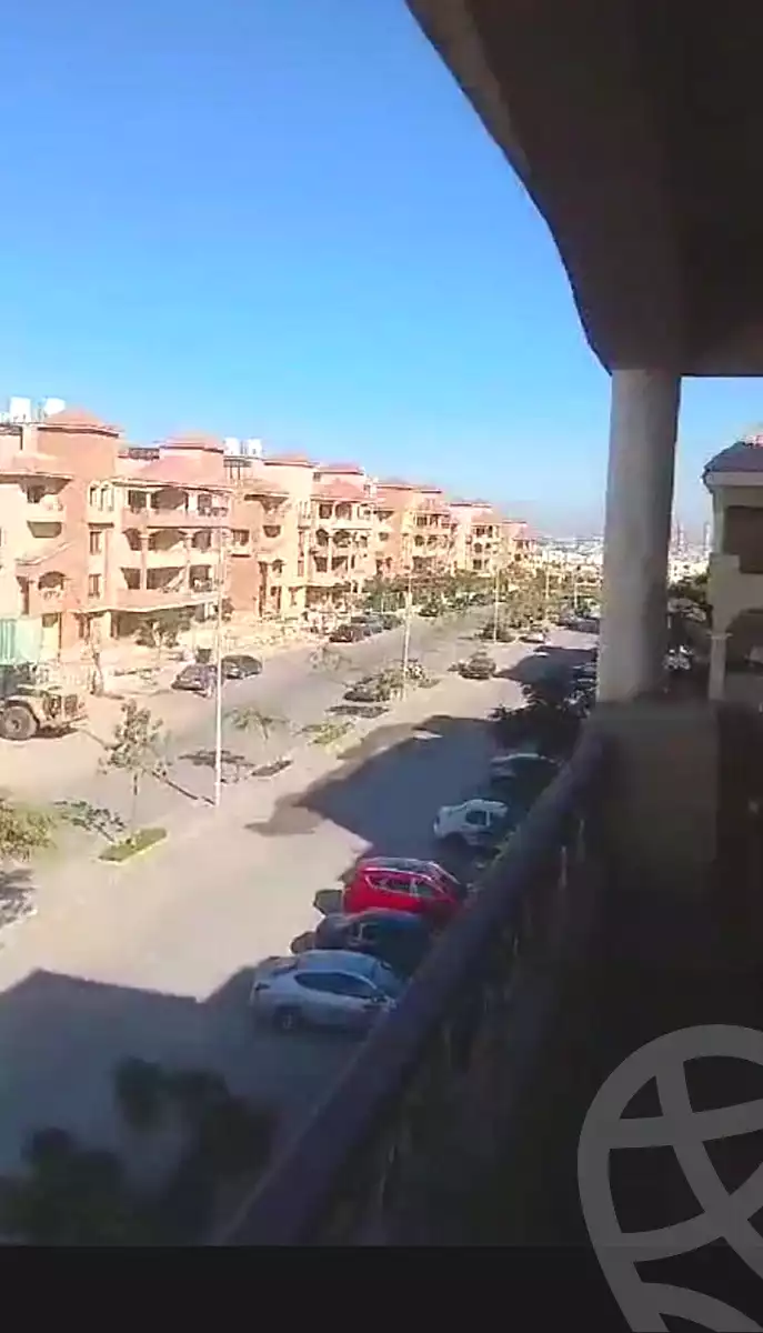 https://aqarmap.com.eg/ar/listing/6766638-for-sale-cairo-el-sheikh-zayed-city-compounds-el-khamayel