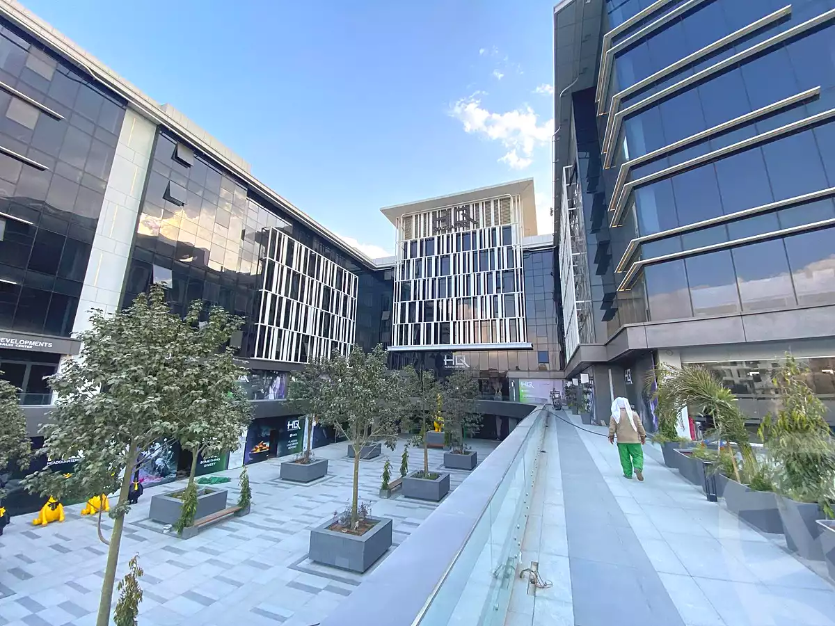 https://aqarmap.com.eg/ar/listing/6766706-for-rent-cairo-new-cairo-90th-street-northern-90th-street