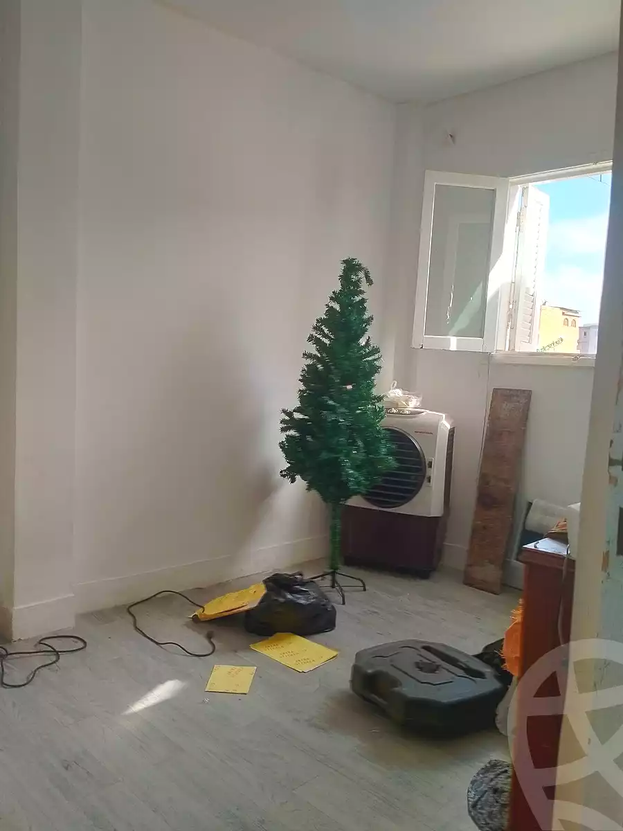https://aqarmap.com.eg/ar/listing/6767082-for-sale-alexandria-camp-cesar-port-said-street