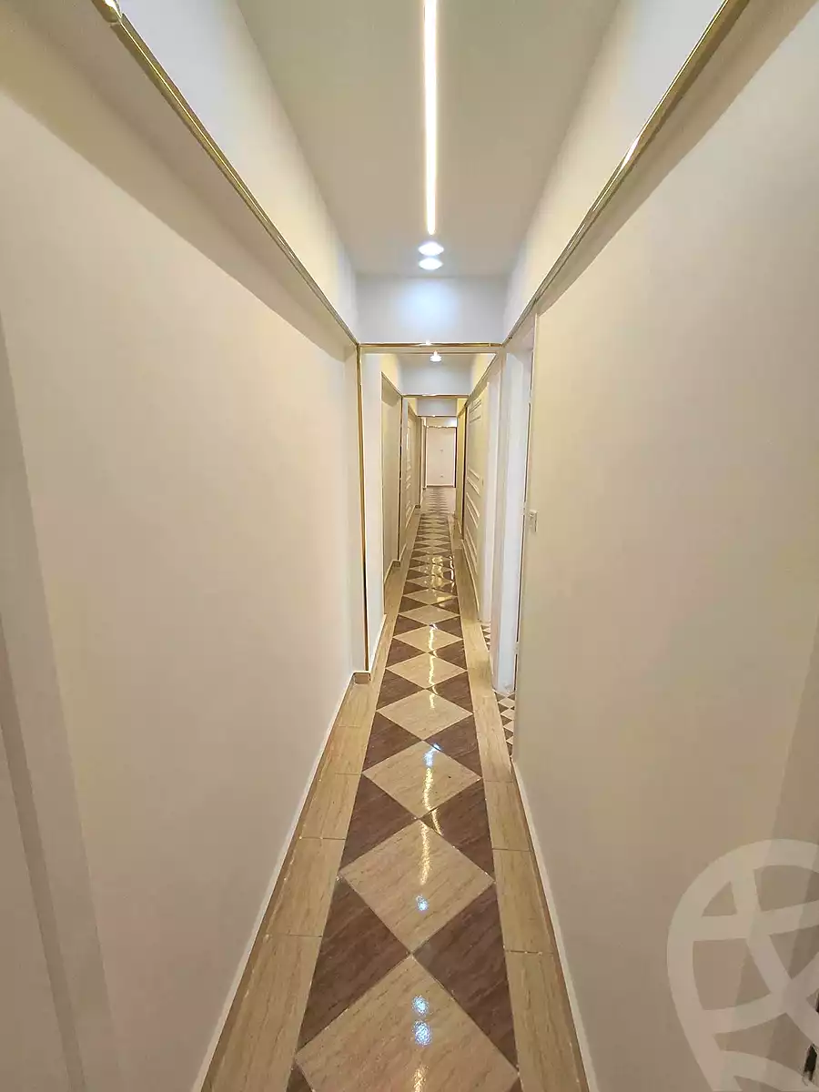 https://aqarmap.com.eg/ar/listing/6767598-for-sale-alexandria-sydy-bshr-sydy-bshr-bhry-gamal-abd-el-nasir-st