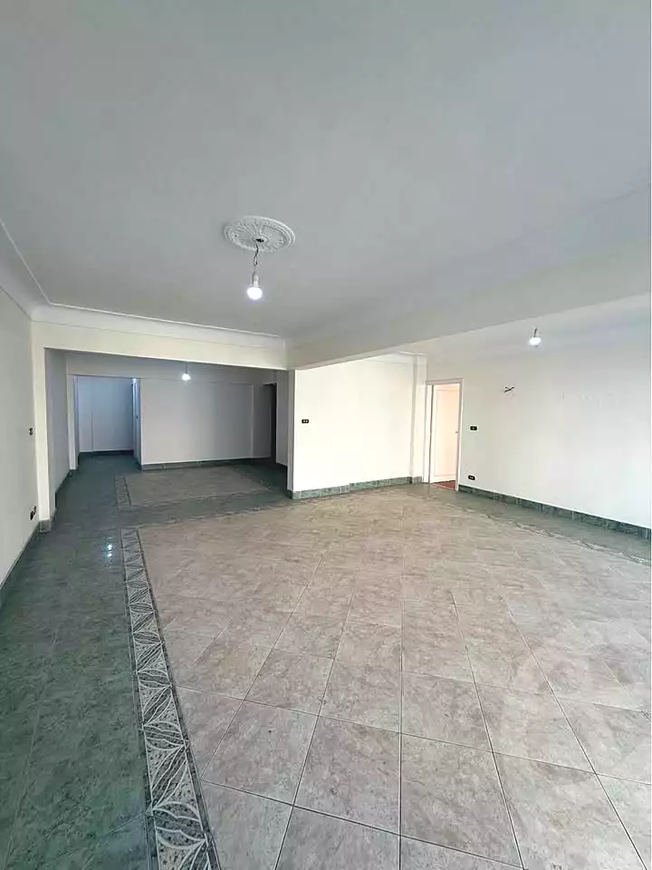 https://aqarmap.com.eg/en/listing/6767687-for-sale-alexandria-el-asafra-ahmed-tiesser-st