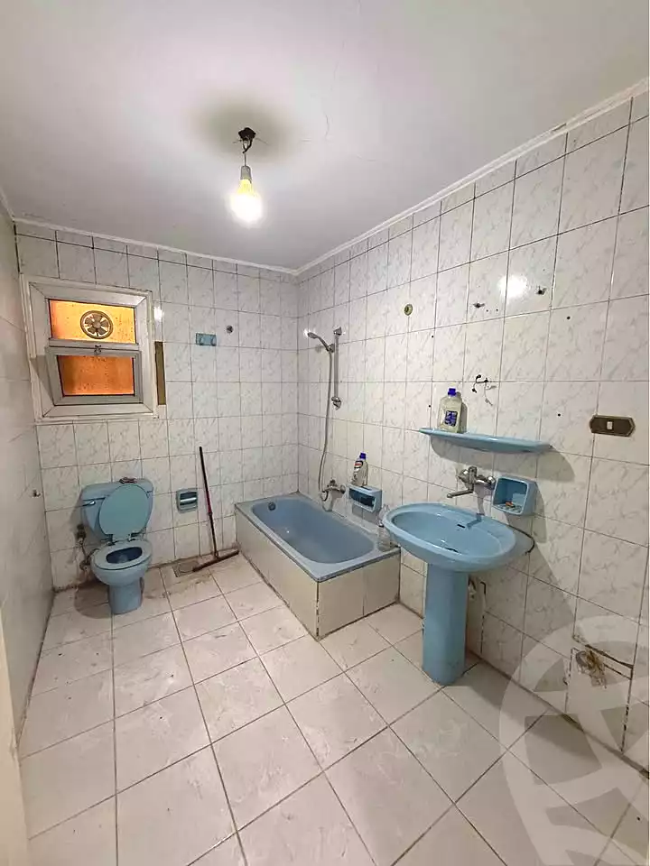 https://aqarmap.com.eg/en/listing/6767687-for-sale-alexandria-el-asafra-ahmed-tiesser-st