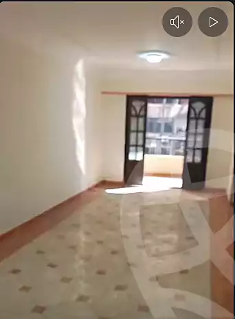 https://aqarmap.com.eg/ar/listing/6767989-for-sale-alexandria-miami-shr-jml-bd-lnsr